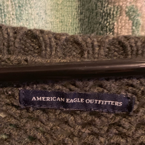 green american eagle sweater - Picture 2 of 2